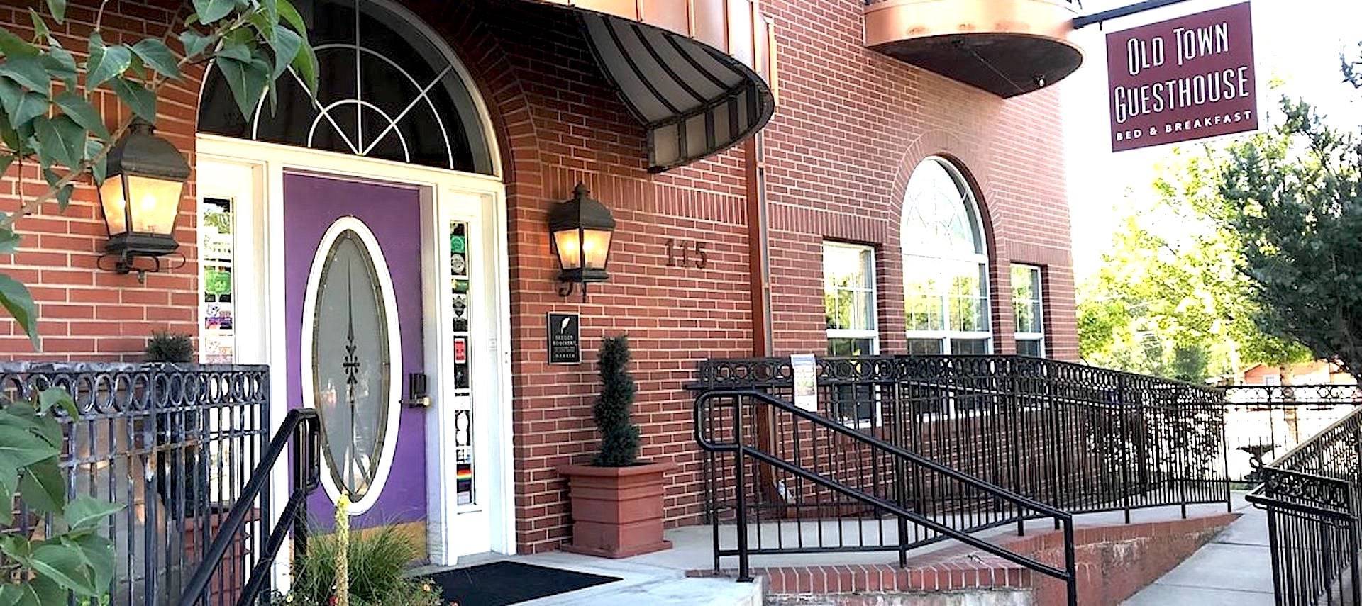 Old Town Guesthouse B&B: Bed and Breakfast in Colorado Springs COOld Town Guest  House